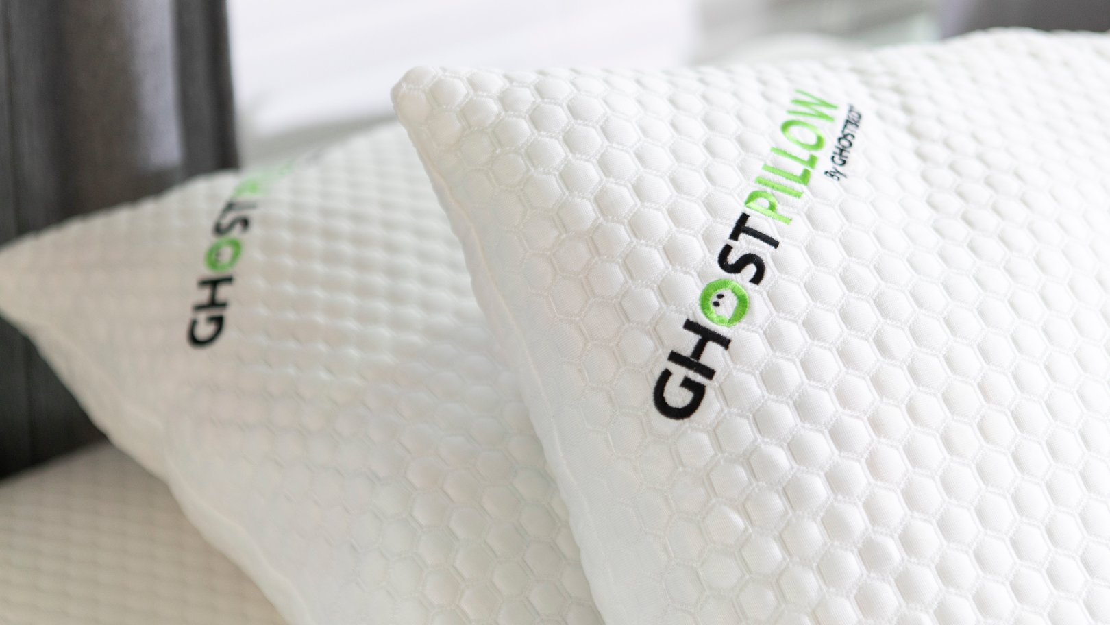 ghostbed free pillows