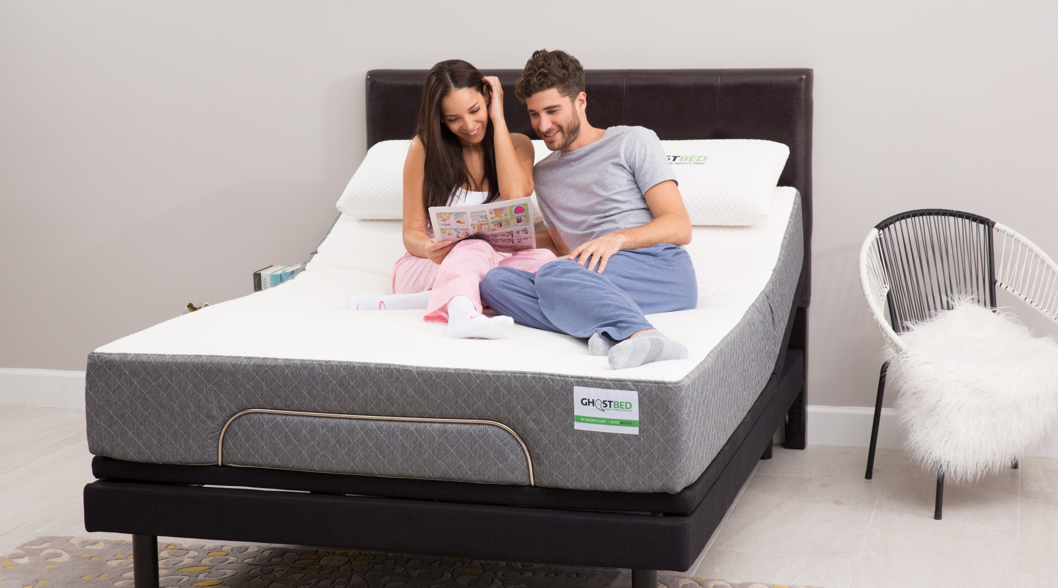 Adjustable base online with headboard