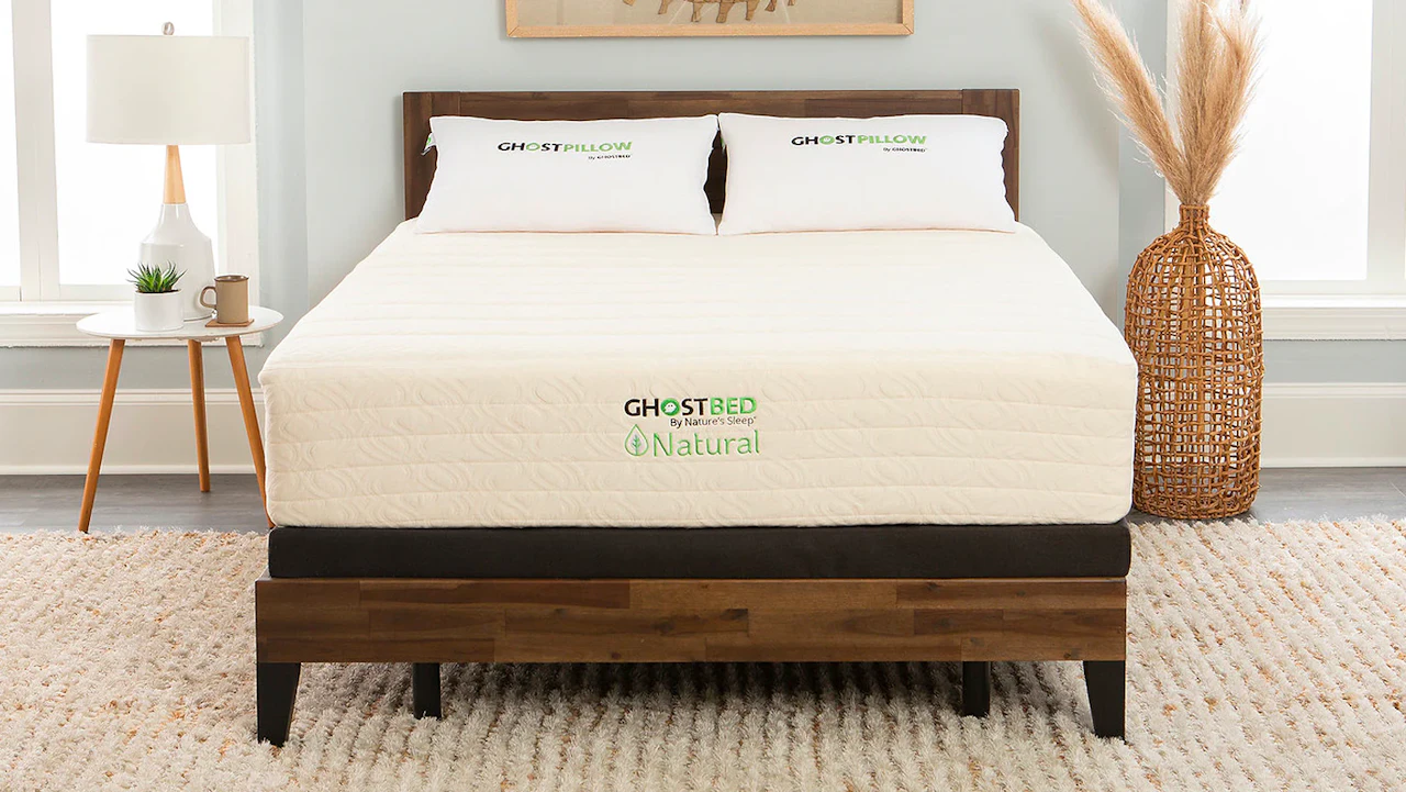 https://ghostbed-cdn.imgix.net/ghostbed-global/generic/products/ghostbed-natural-queen-frame-pillows.webp?w=1280&fm=webp